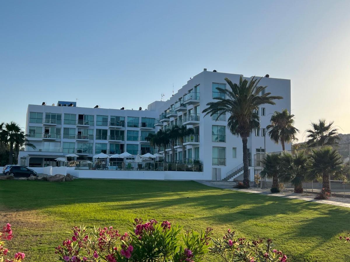 Lovely Cozy One Bedroom Suite With Pool Protaras Bagian luar foto