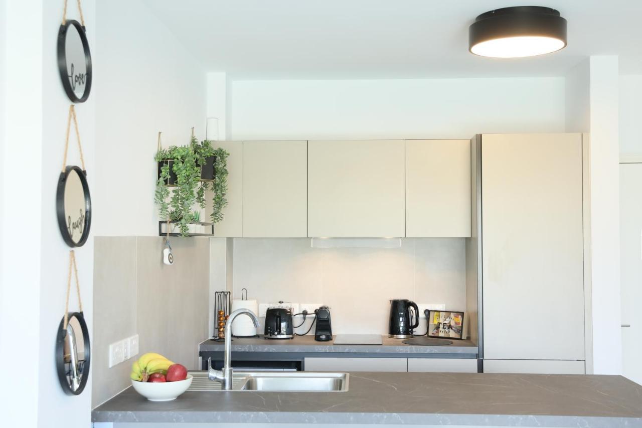 Lovely Cozy One Bedroom Suite With Pool Protaras Bagian luar foto